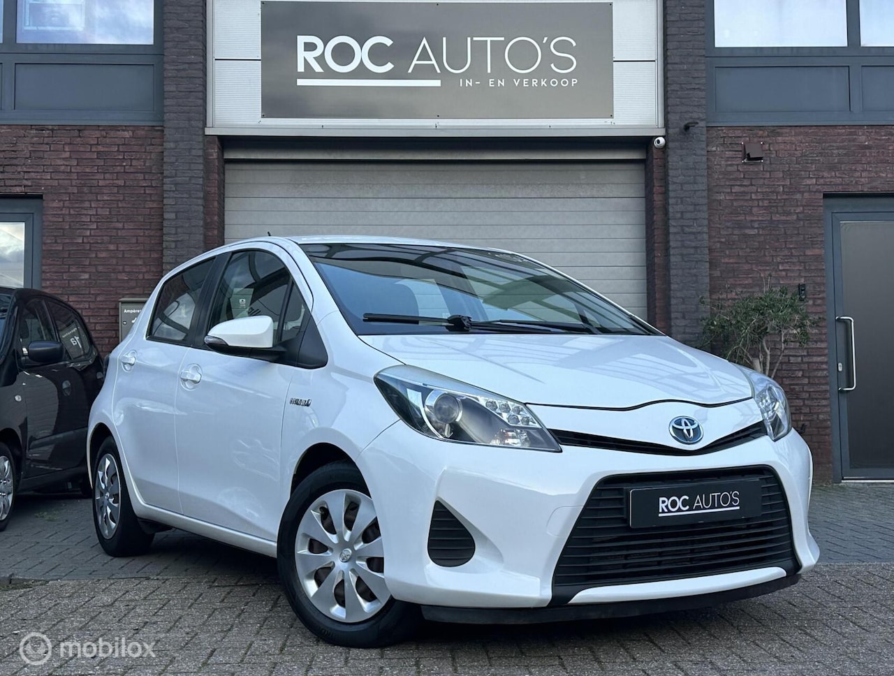 Toyota Yaris - 1.5 Full Hybrid Aspiration | Airco | Camera - AutoWereld.nl