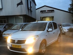 Dacia Sandero - 1.2 Lauréate 5Deurs, Airco, Electr pakket. Apk 11-04-2026 In prima staat verkerende en goe