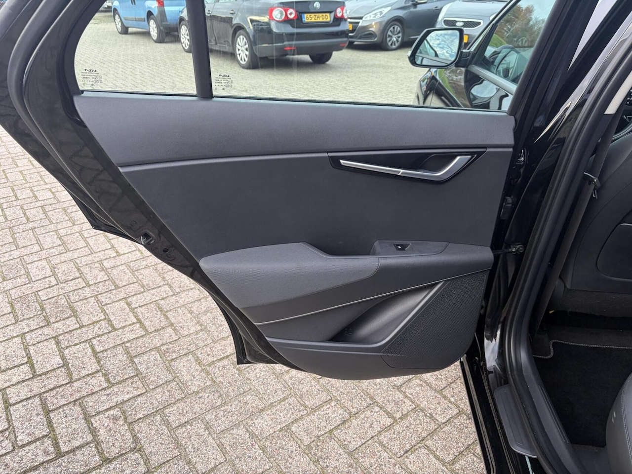 Kia Niro - 1.6 GDi Hybrid ExecutiveLine nieuw model - AutoWereld.nl