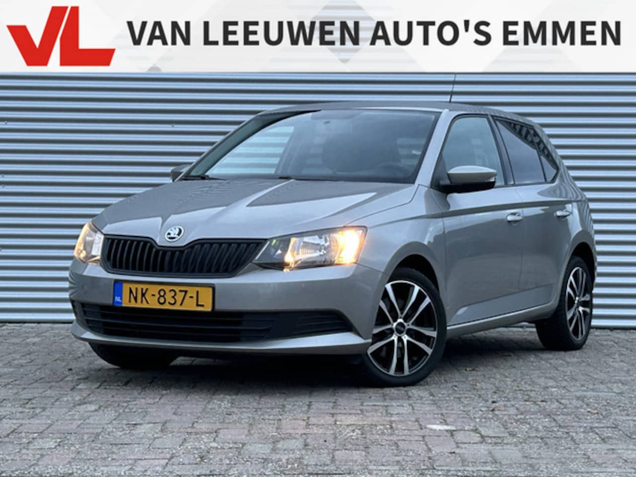 Skoda Fabia - Škoda 1.2 TSI Active | Nieuw Binnen! | Automaat | Airco | Trekhaak | APK 06-11-2026 | - AutoWereld.nl