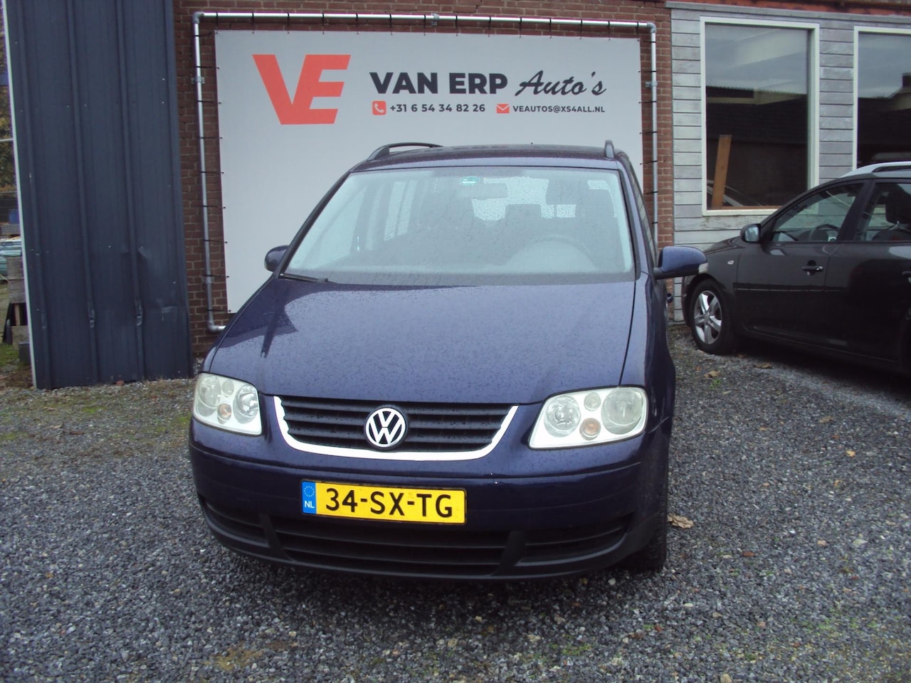 Volkswagen Touran - 2.0-16V FSI Business 2.0-16V FSI Business - AutoWereld.nl