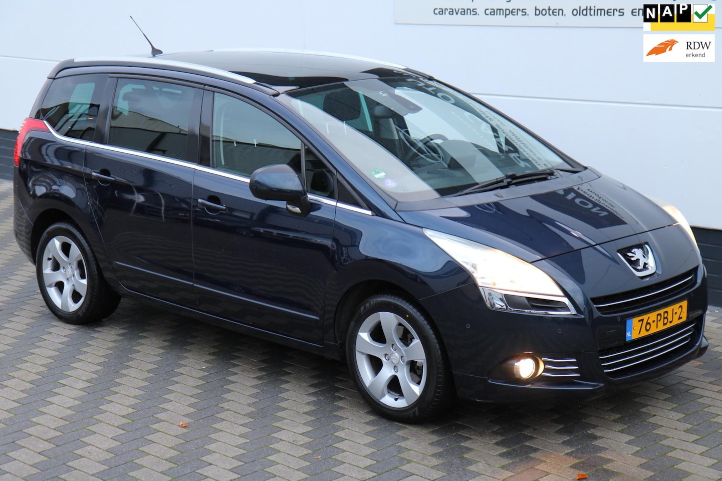 Peugeot 5008 - 1.6 THP 156PK 7-pers Pano Navi Trekhaak NAP !! - AutoWereld.nl