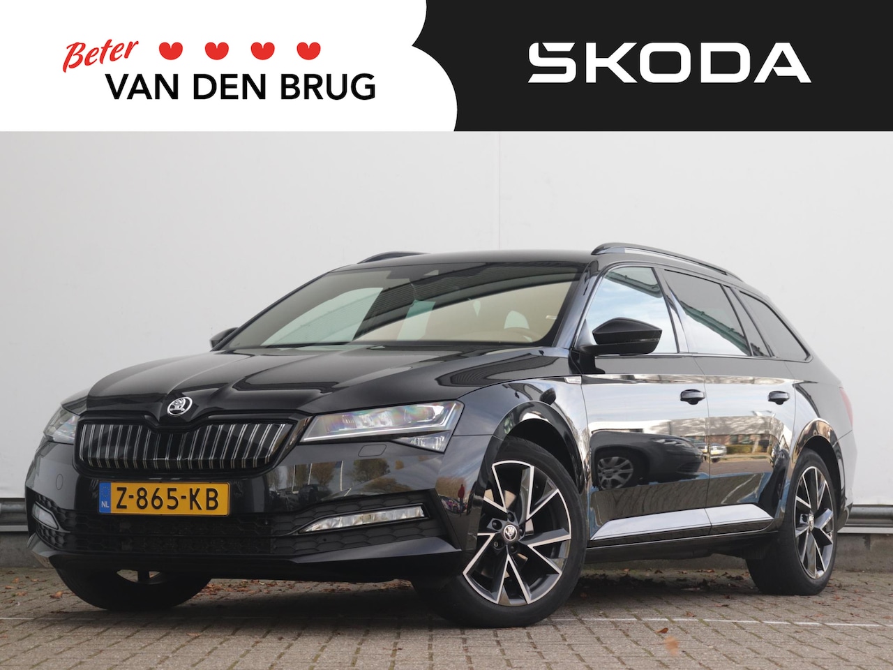 Skoda Superb Combi - 1.4 TSI iV Sportline Business | NL-auto | Trekhaak | Matrix LED | Stoelverwarming | Achter - AutoWereld.nl