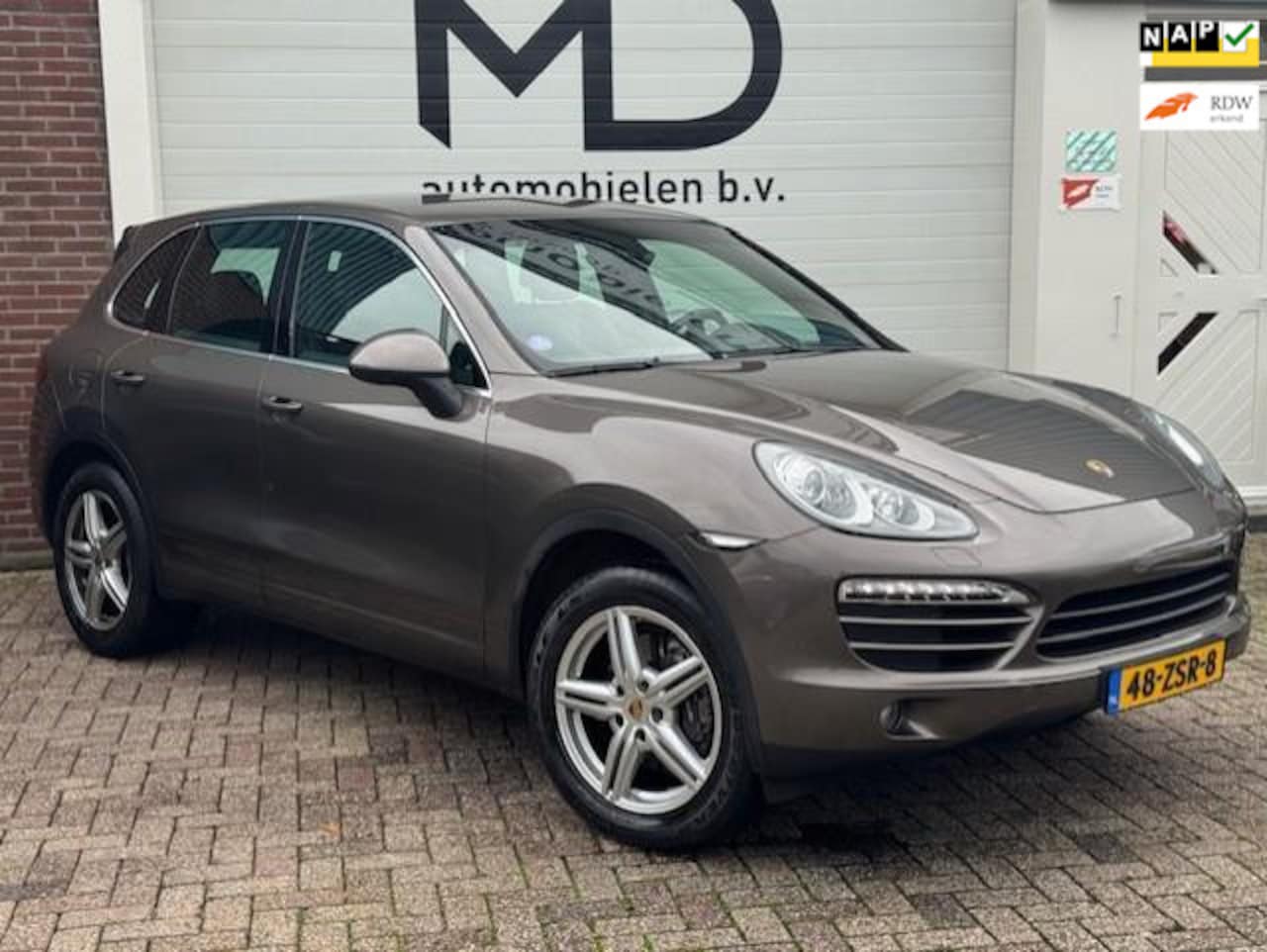 Porsche Cayenne - 3.6 -Dealer onderhouden-Trekhaak-Luchtvering - AutoWereld.nl