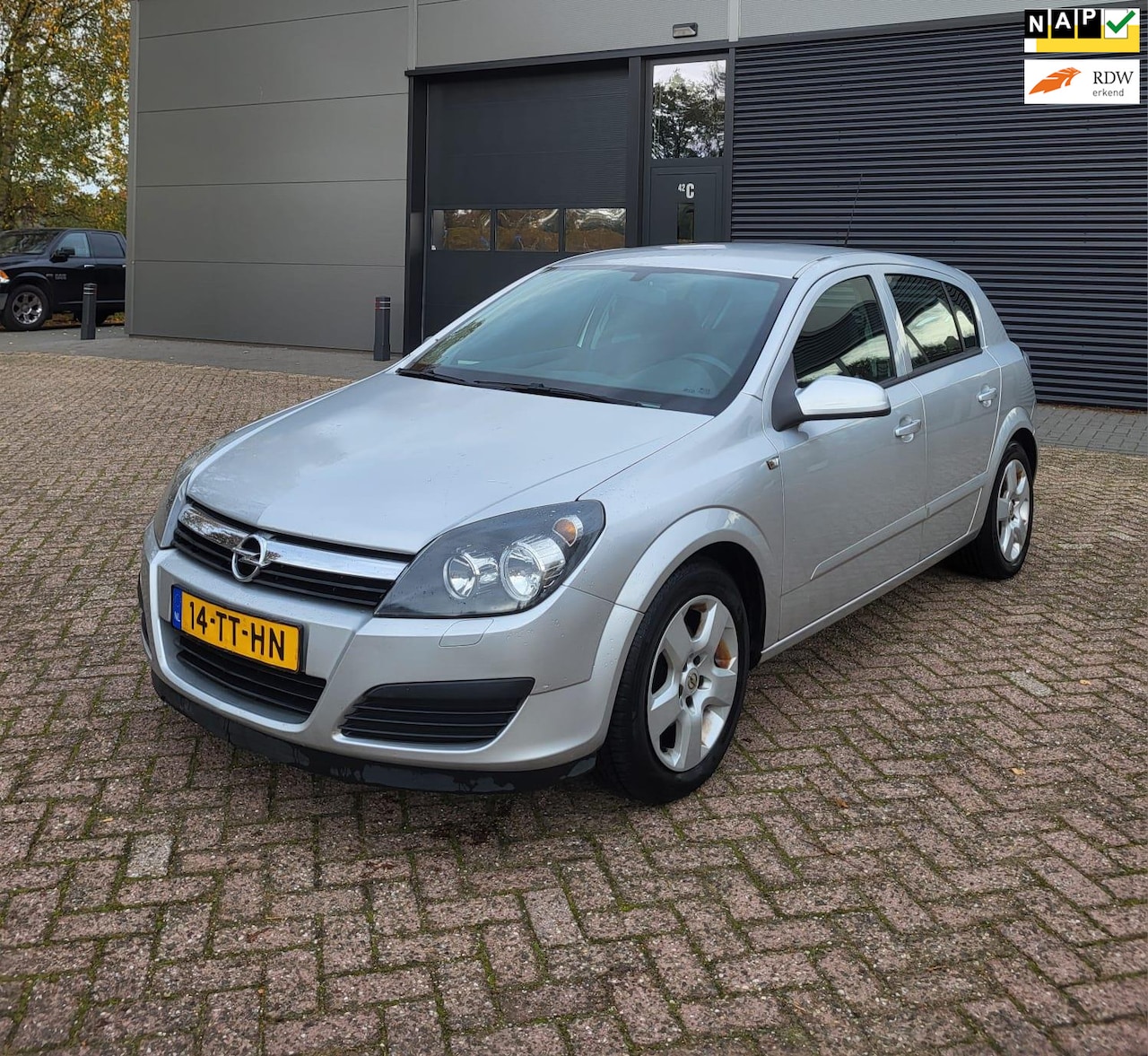 Opel Astra - 1.6 Edition 1.6 Edition, Airco, Trekhaak. - AutoWereld.nl