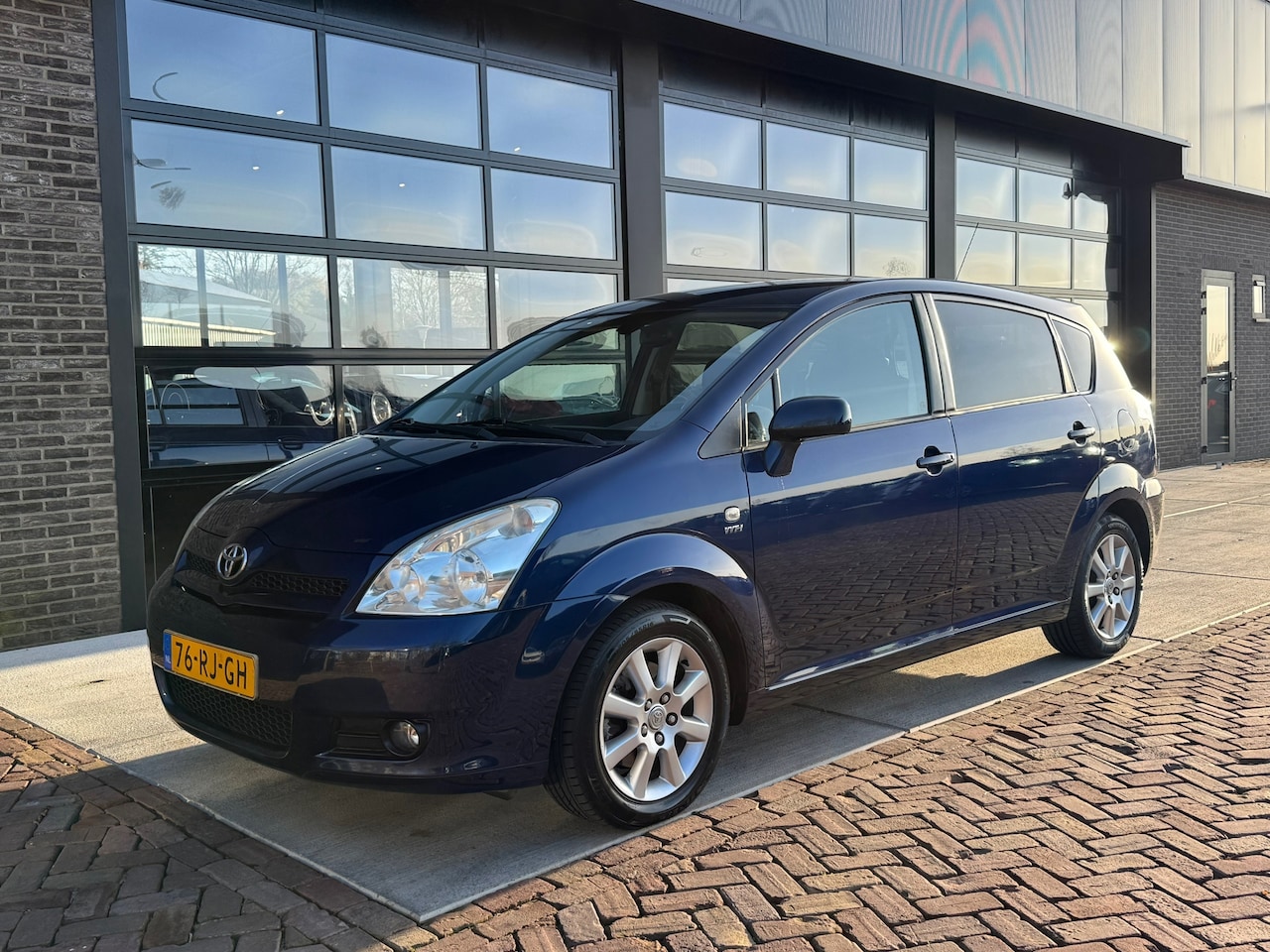 Toyota Corolla Verso - 1.8 VVT-i Luna 7p. | Autm | Trekhaak | Cruise | PDC | - AutoWereld.nl