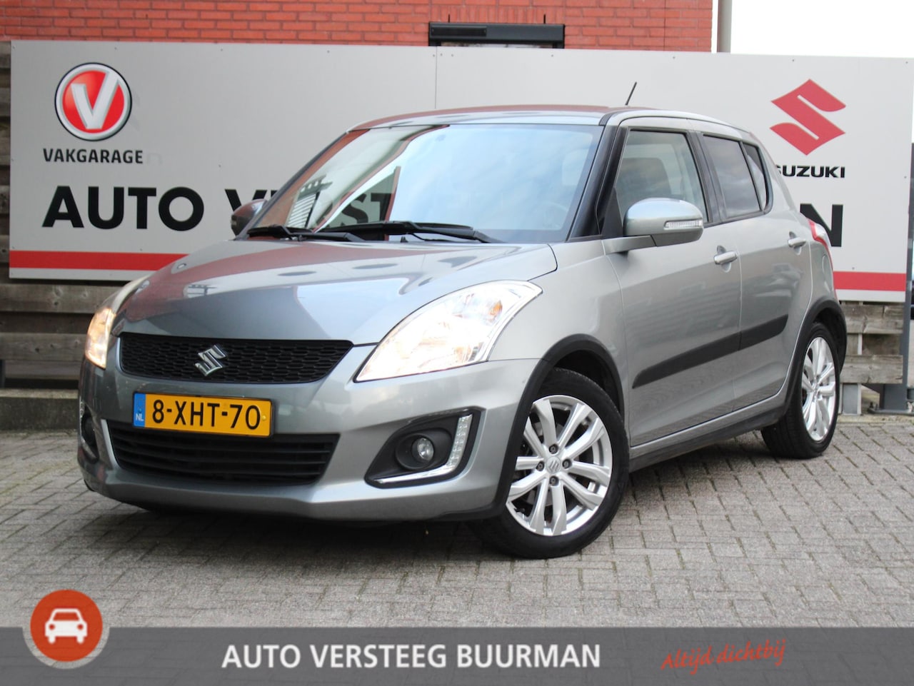 Suzuki Swift - 1.2 Exclusive EASSS Stoelverwarming, Cruise Control, Climate Control, Bluetooth - AutoWereld.nl