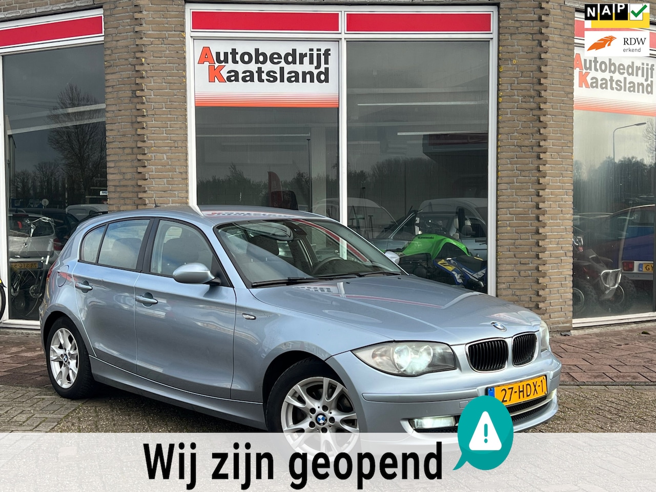 BMW 1-serie - 118i Business Line 5 drs - Airco - LMV - APK: 7-2026! - AutoWereld.nl