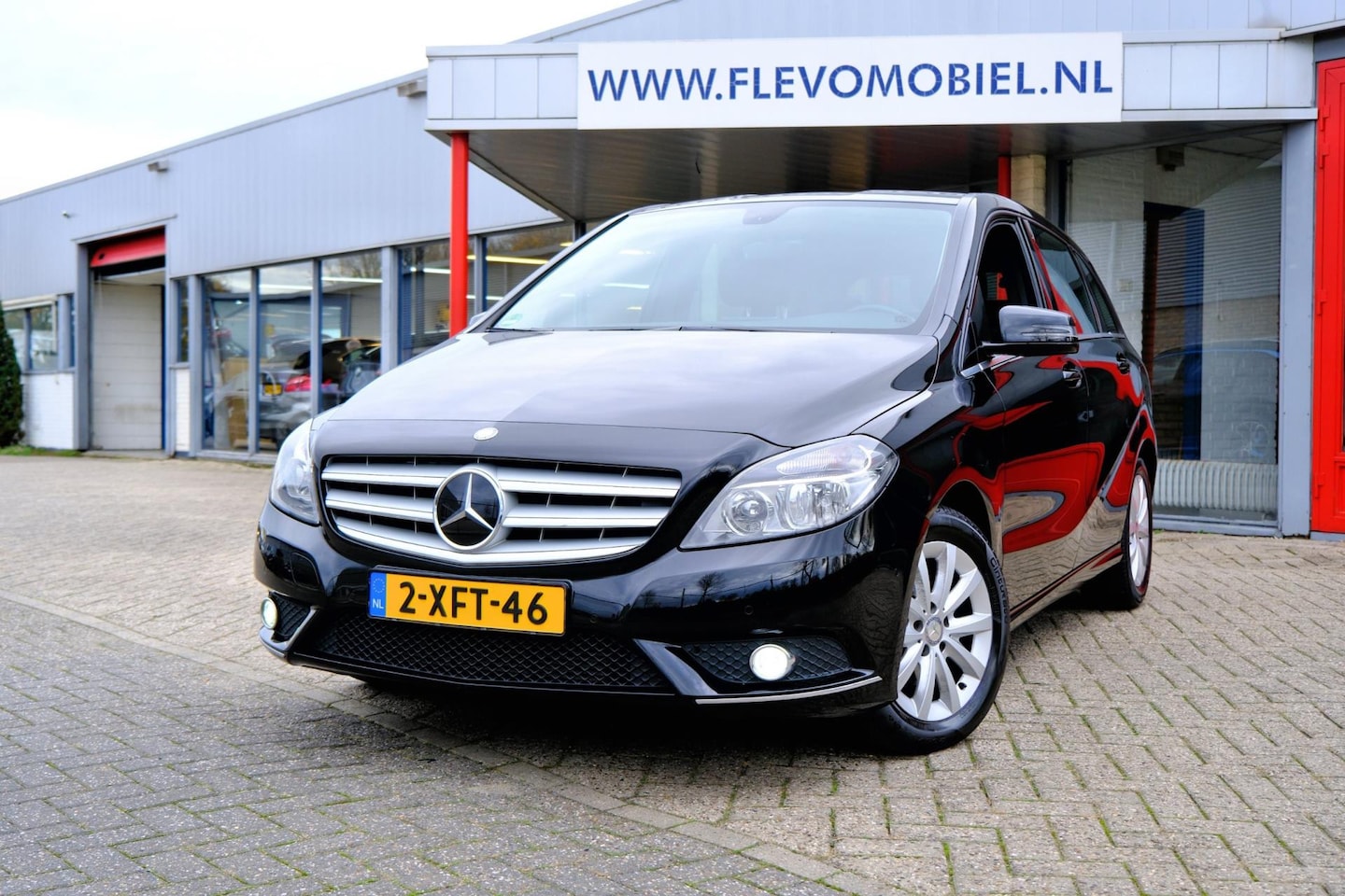 Mercedes-Benz B-klasse - 180 Ambition Aut. Navi|Airco|Cruise|Stoelverwarming - AutoWereld.nl
