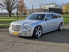Chrysler 300C Touring - 5.7 V8 HEMI