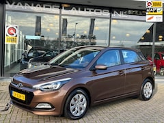 Hyundai i20 - 1.0 T-GDI i-Motion Airco Cruise Lane-Assist Bluetooth NAP NL-Auto Dealeronderhouden