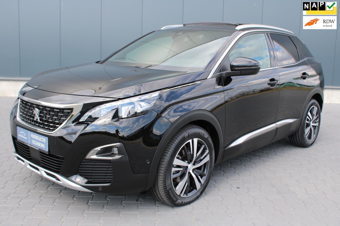 Peugeot 3008 - 1.2 PureTech Blue Lease Premium trekhaak lederen bekleding - AutoWereld.nl