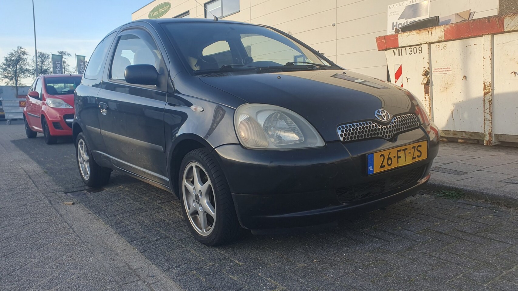 Toyota Yaris - 1.0-16V VVT-i Sol 1.0-16V VVT-i Sol - AutoWereld.nl