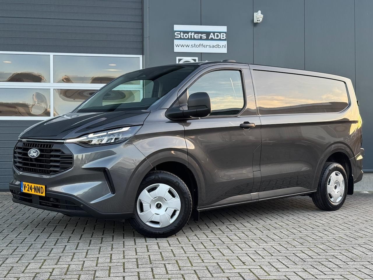 Ford Transit Custom - 320 2.0 TDCI L1H1 136pk Trend | Garantie 2028 | ACC | BLIS | Navi | Camera | Winterpack | - AutoWereld.nl
