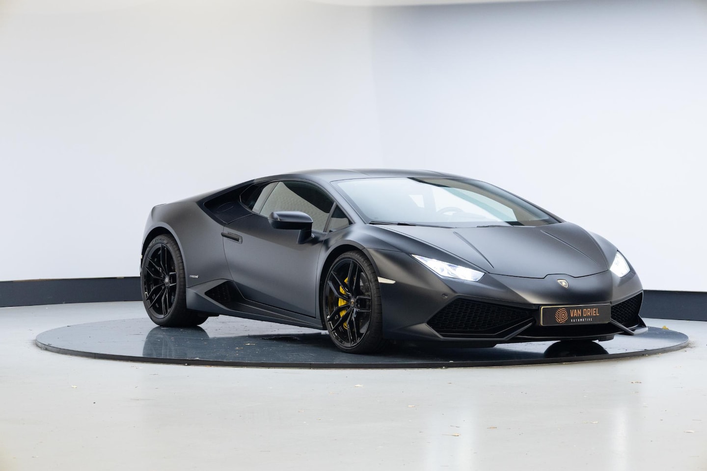 Lamborghini Huracán - 5.2 V10 LP 610-4 5.2 V10 LP610-4 - AutoWereld.nl