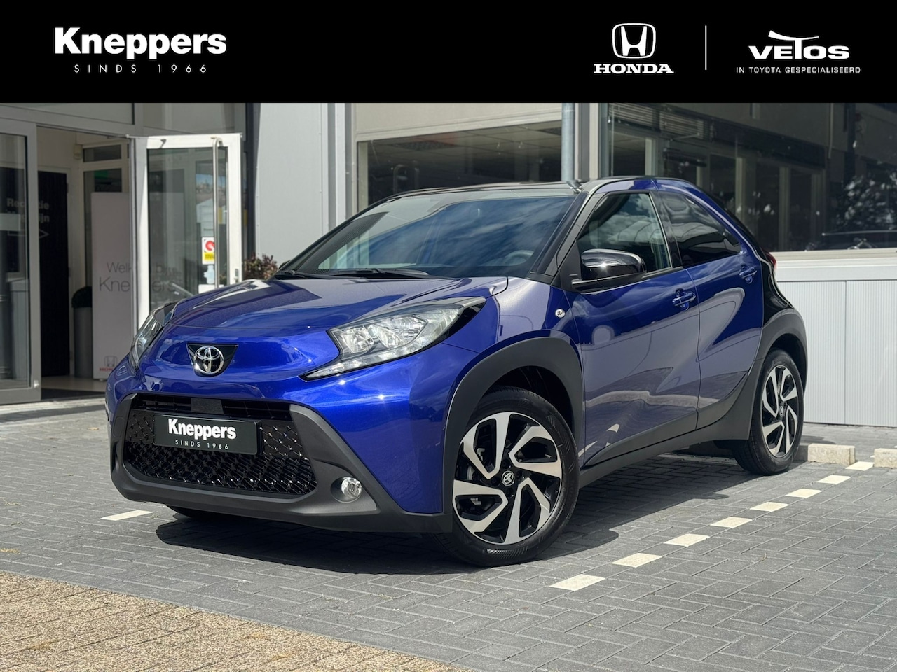 Toyota Aygo X - 1.0 VVT-i Pulse Apple/Android, Cruise control, 17inch velgen, Voorstoelen verwarmd , All-i - AutoWereld.nl