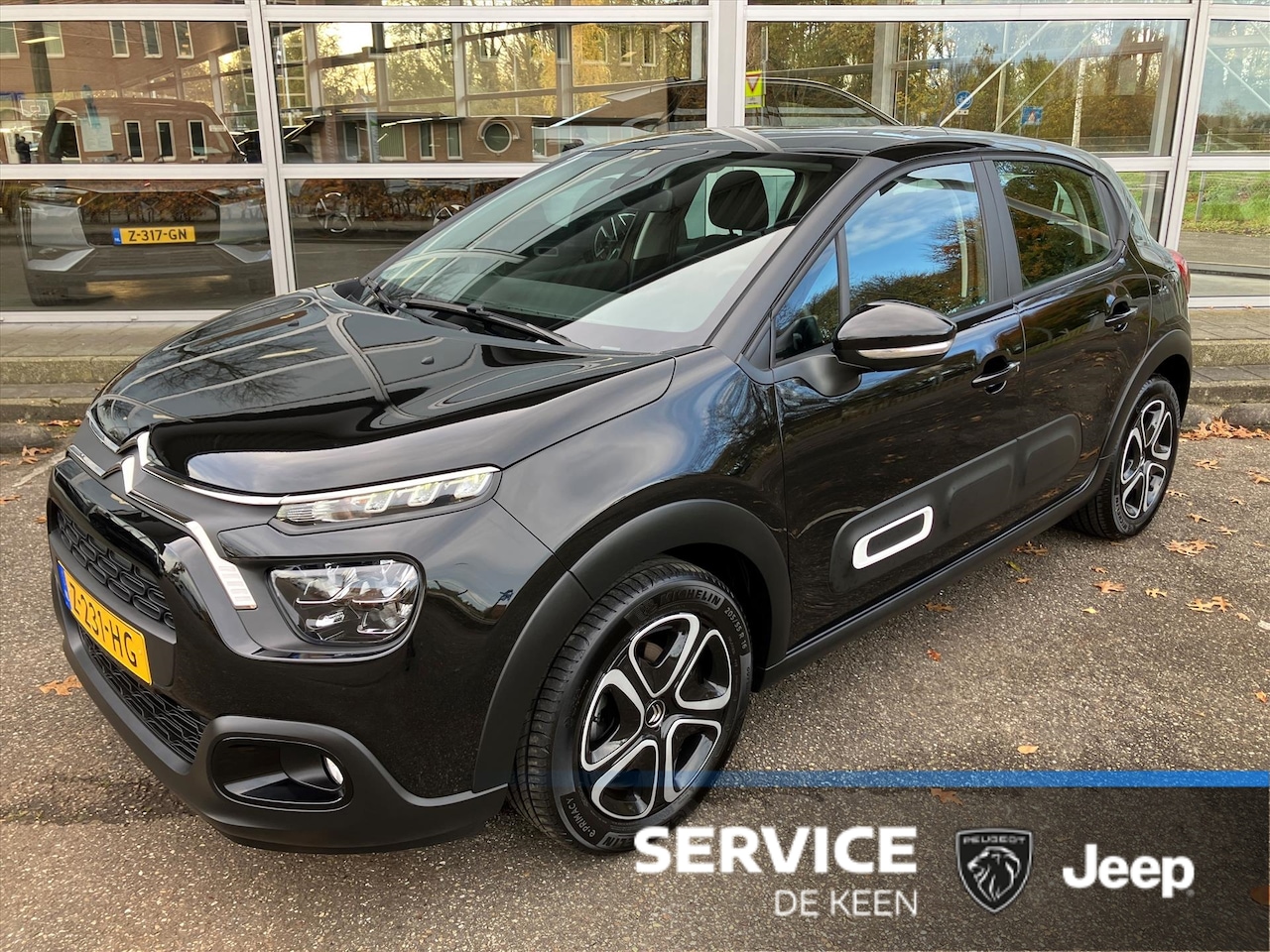 Citroën C3 - 1.2 PureTech 83pk S&S Plus I NL AUTO I NAVIGATIE - AutoWereld.nl