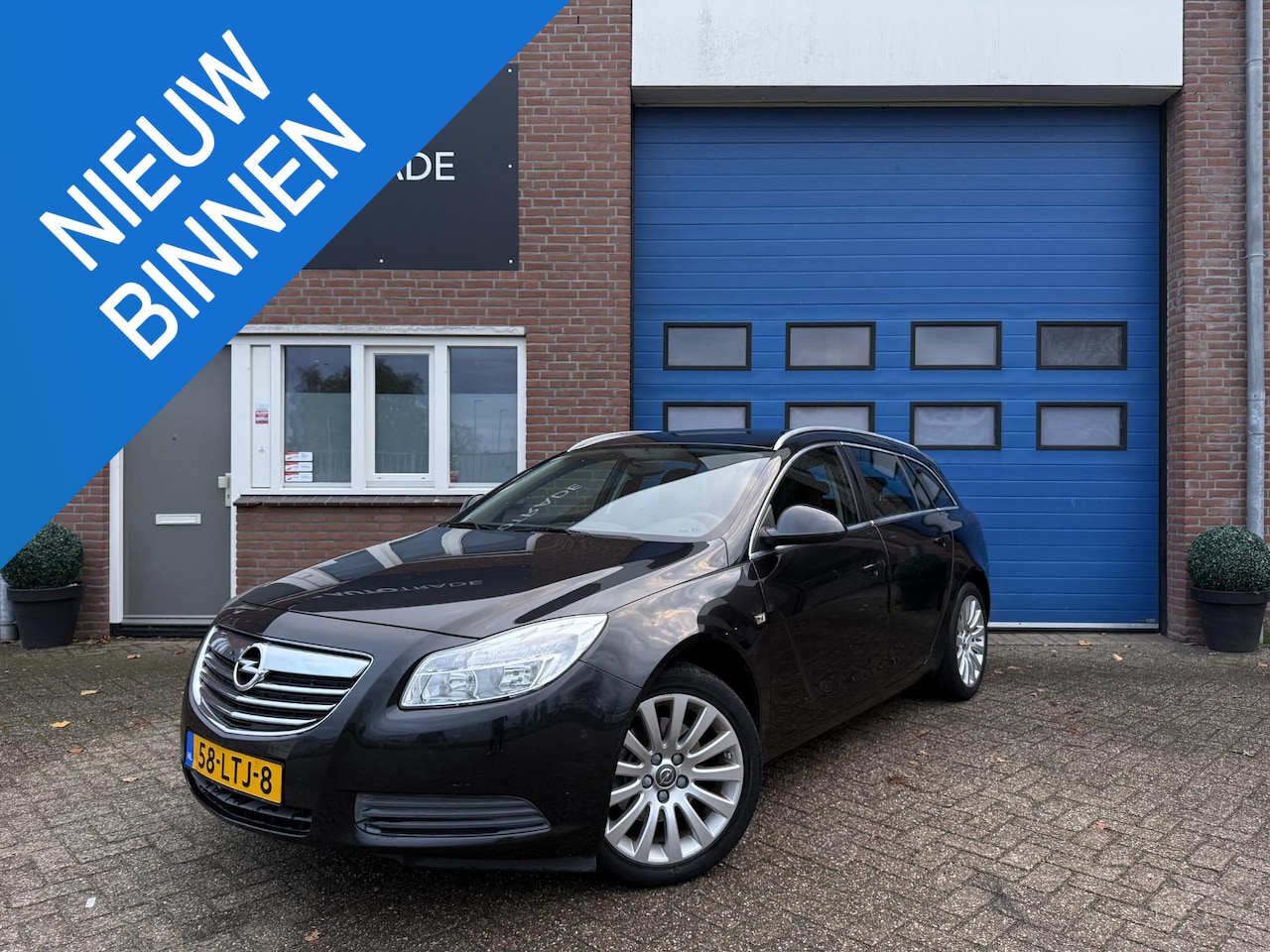 Opel Insignia Sports Tourer - 1.6 T Edition 1.6 T Edition - AutoWereld.nl