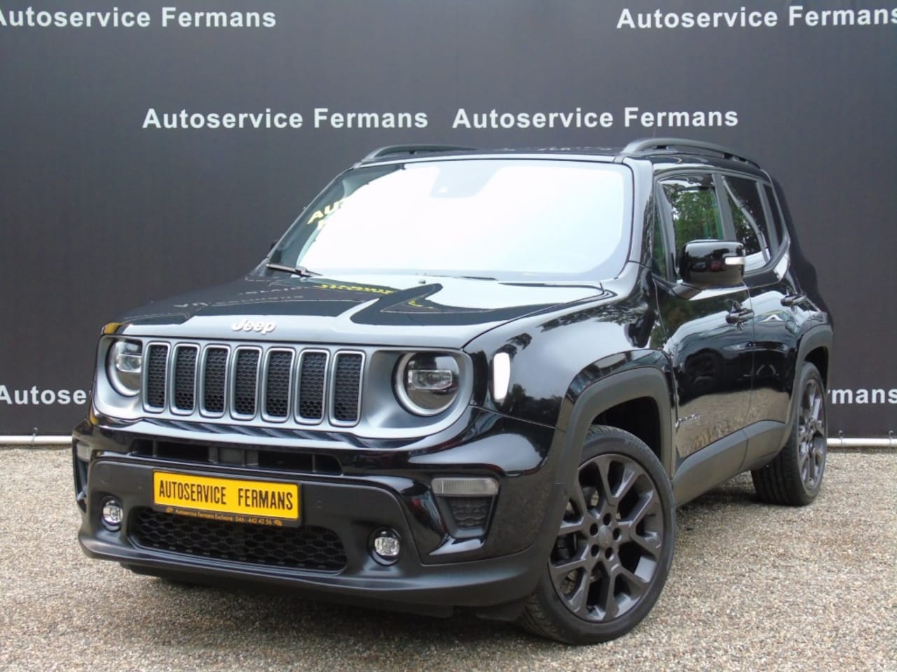 Jeep Renegade - 1.5T 130PK E-Hybrid Automaat - 2023 - 24DKM - Leder - Navi - Editon - AutoWereld.nl