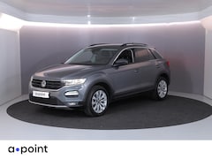 Volkswagen T-Roc - 1.0 TSI Style 110 pk | Navigatie | Parkeersensoren | Adaptieve cruise control | Autom. air