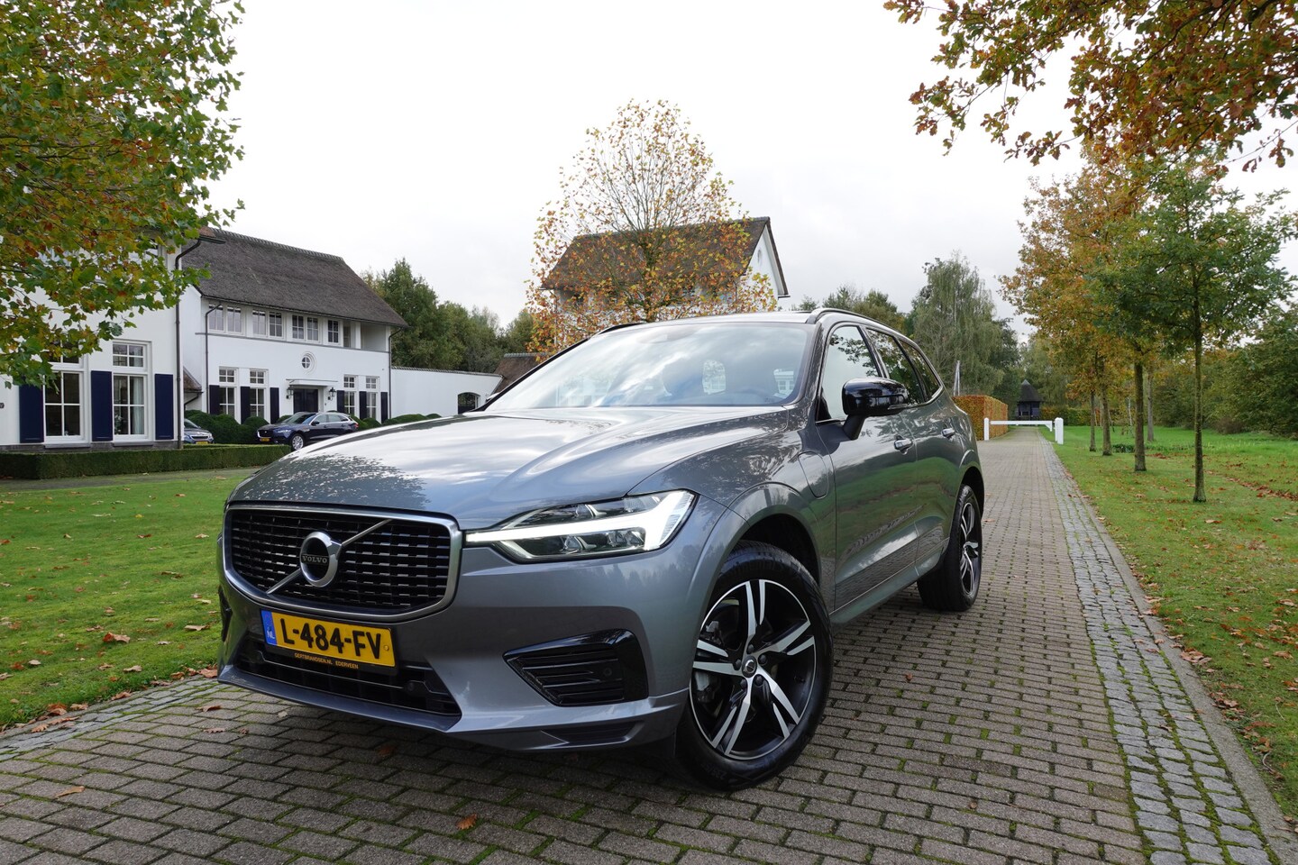 Volvo XC60 - 2.0 T8 Twin Engine AWD Inscription | Memory | Stoelverw. | Camera | CarPlay | - AutoWereld.nl