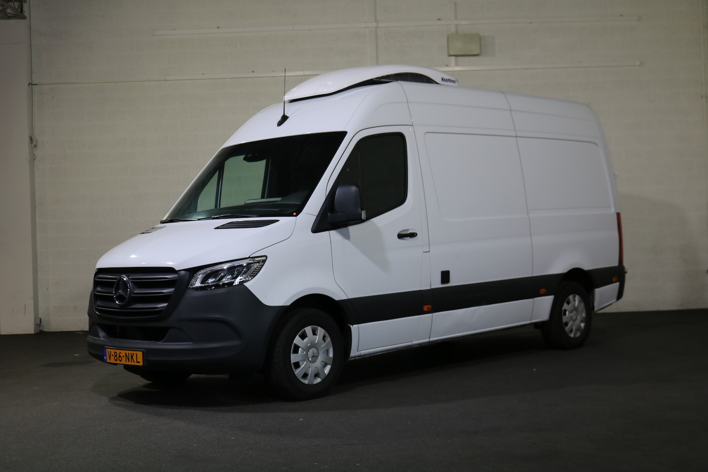Mercedes-Benz Sprinter - 317 CDI L2 H2 Automaat Koelwagen Dag en Nacht - AutoWereld.nl