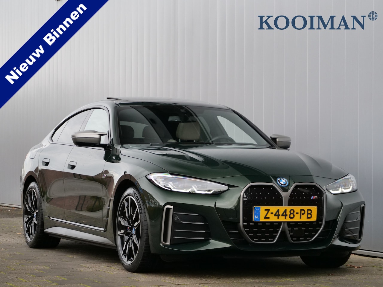BMW i4 - M50 High Executive 84 kWh 544 Pk Automaat Schuifdak / Head-up / Trekhaak / Leer - AutoWereld.nl