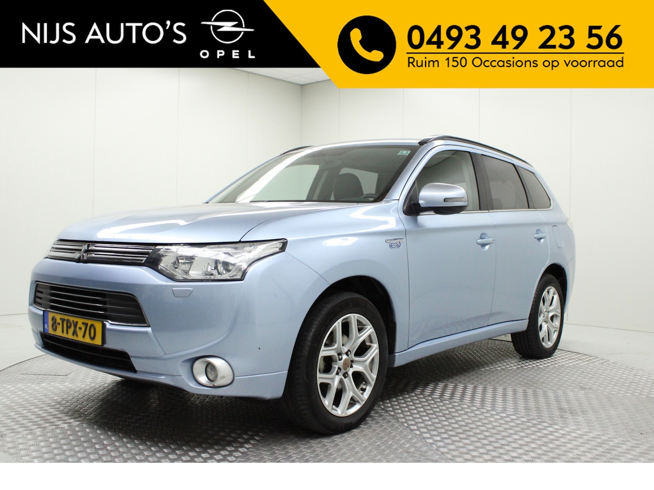 Mitsubishi Outlander - 2.0 PHEV Instyle | automaat | trekhaak | trekgewicht 1500 kg | leder | elektr. achterklep - AutoWereld.nl