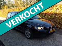 Volvo V50 - 1.8 Kinetic clima trekhaak cruise