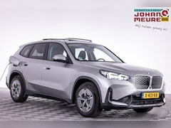 BMW iX1 - eDrive20 67 kWh | PANORAMADAK | Full LED ✅ 1e Eigenaar | SOH 98, 6%