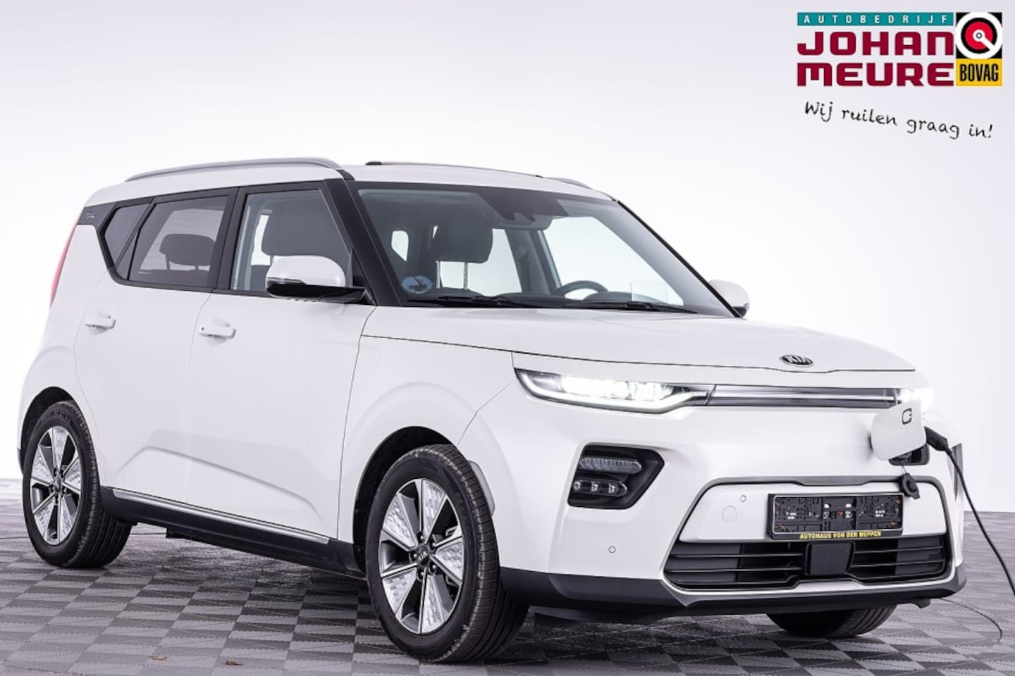 Kia e-Soul - ExecutiveLine 64 kWh | LEDER | Full LED | ECC | NAVI - AutoWereld.nl