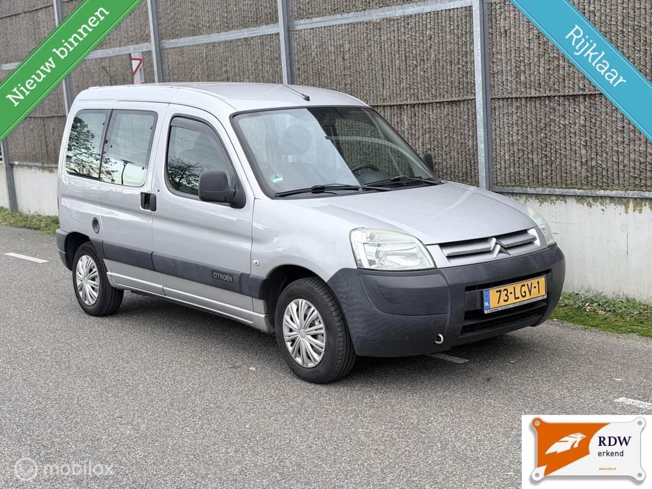 Citroën Berlingo - combi 1.4i Cinqspace NWE DISTRIBUTIE/NETTE BANDEN - AutoWereld.nl