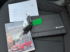 Skoda Kamiq - 1.0 TSI Automaat Ambition * Trekhaak * Navigatie * Camera * Adaptieve Cruise Control