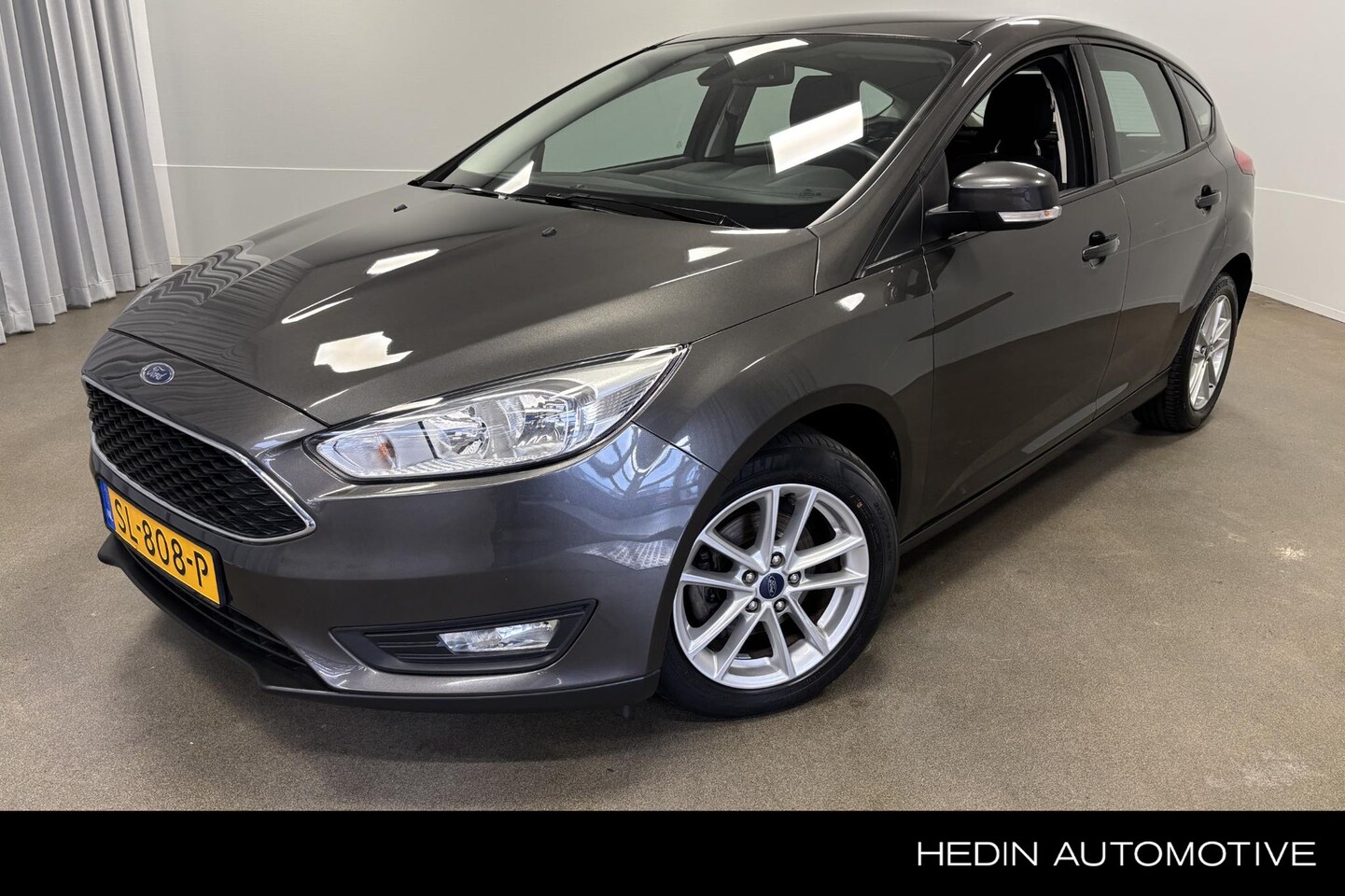 Ford Focus - 1.0 Lease Edition | Navigatie | Car Play | Lichtmetalen velgen | Parkeersensoren | Cruise - AutoWereld.nl