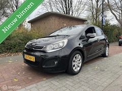 Kia Rio - 1.2 CVVT Plus Pack AC/ELEK RMN&SPGLS/NAP/APK/1e EIG