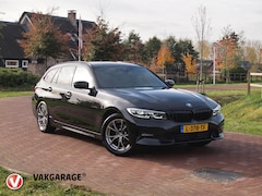 BMW 3-serie Touring - 318i Executive Edition | Camera | Apple Carplay | Trekhaak | Cruise Control | Automaat |