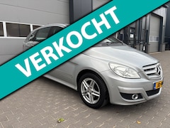 Mercedes-Benz B-klasse - 180 Business Class 5DRS|AUTOMAAT|Airco|Cruise Controle|Stoelverwarming|Parkeersensoren|Nie