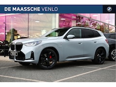 BMW X3 - 30e xDrive M Sport Automaat / Panoramadak / Trekhaak / Sportstoelen / Adaptieve LED / Park