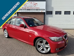 BMW 3-serie Touring - 318i AUT DAK LEER NAVI XENON INRUIL MOG