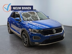 Volkswagen T-Roc - 1.5 TSI Sport | Panoramadak | Camera | Half lederen bekleding |