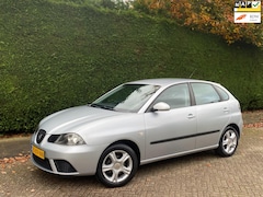 SEAT Ibiza - 1.4-16V AIRCO/RIJDT GOED/BLUETOOTH/5DRS/LAGE KM