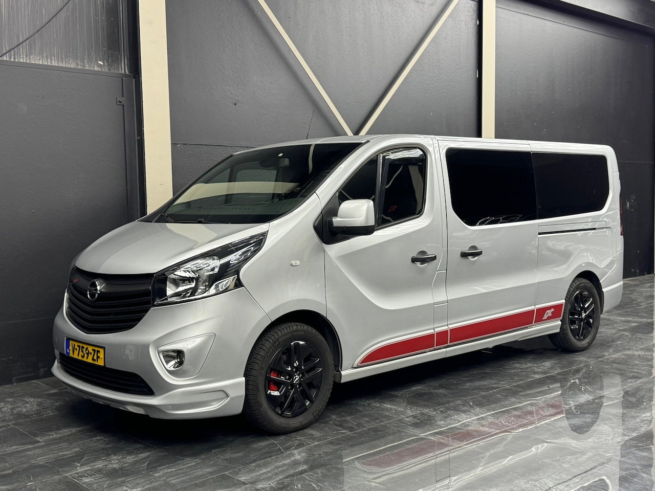 Opel Vivaro - 1.6 CDTI L2H1|DC|Irmscher GT|EcoFlex|Alcantara - AutoWereld.nl