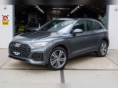 Audi Q5 - 50 TFSI e S edition Competition quattro *ACC | Elek. Trekhaak | Matrix LED | Virtual Cockp