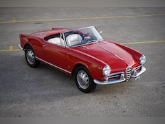 Alfa Romeo Giulietta - 1300 SPIDER