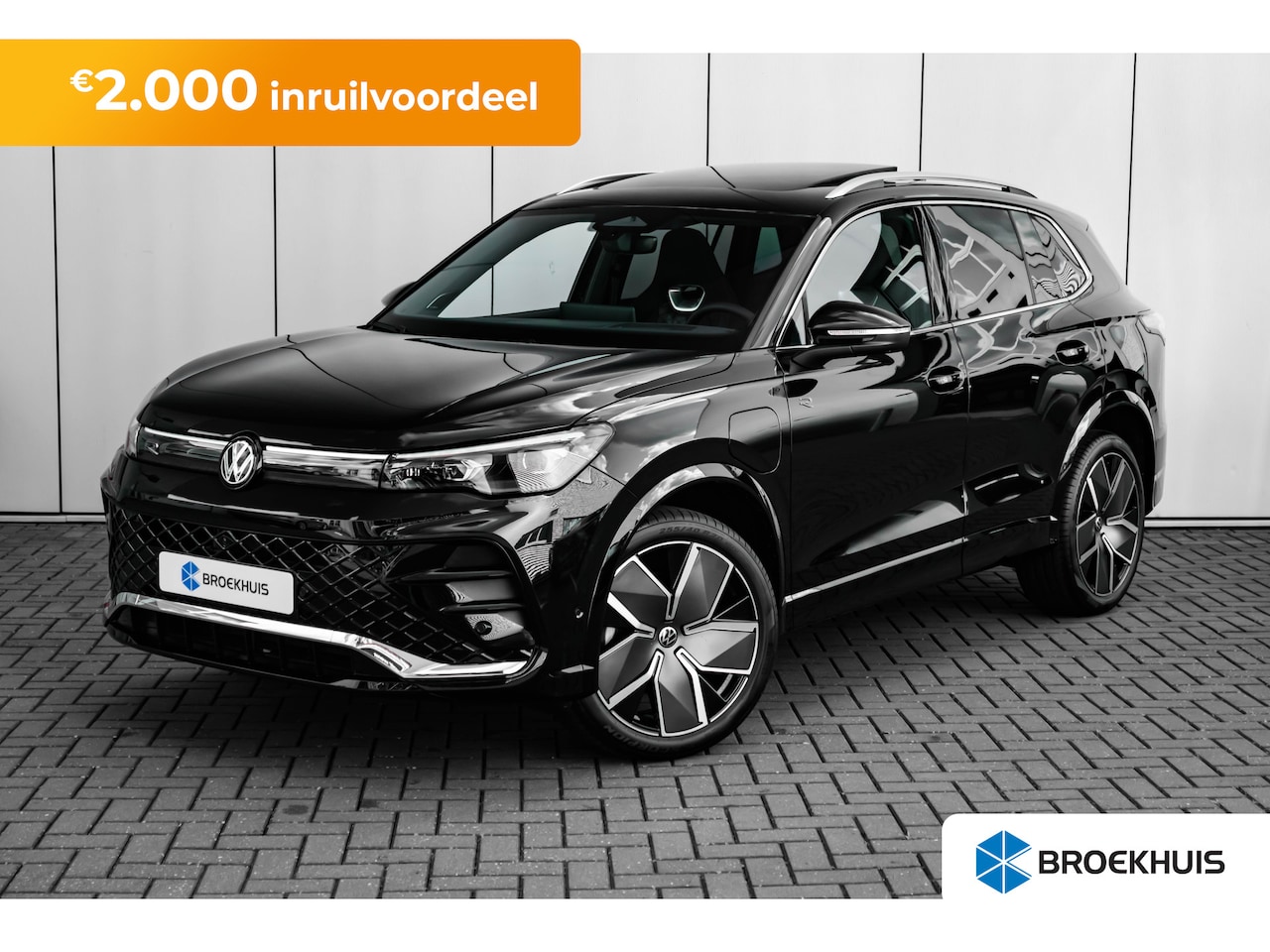Volkswagen Tiguan - R-Line Edition - eHybrid Inclusief €2000,- inruilvoordeel + €3000,- korting | 'App-Connect - AutoWereld.nl