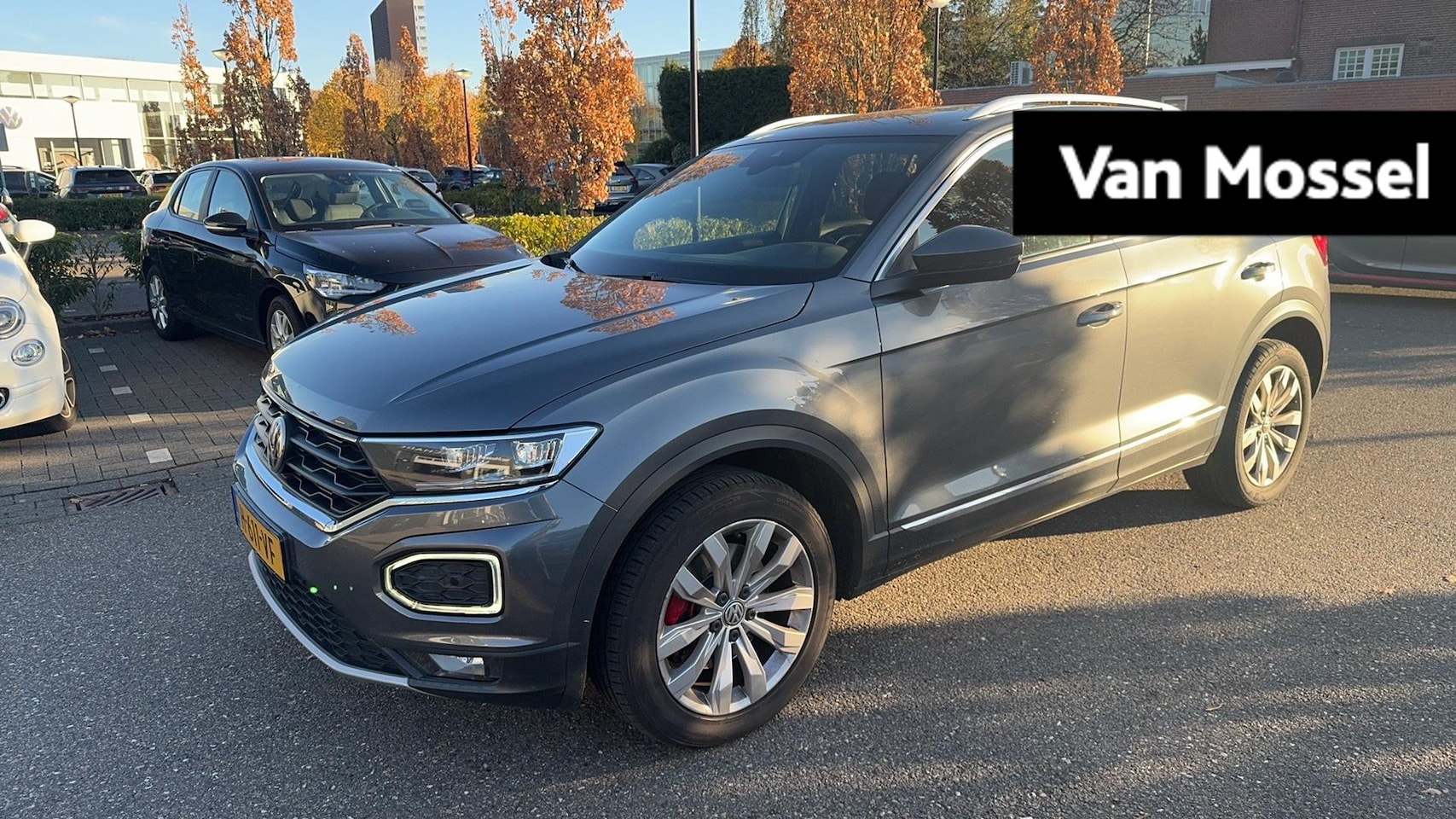Volkswagen T-Roc - 1.5 TSI Sport | 150 PK | Trekhaak | Digital Cockpit PRO | LED+ | Parkeersensoren | Sport I - AutoWereld.nl