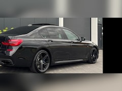 BMW 7-serie - 750Li High Executive zwart/zwart vol