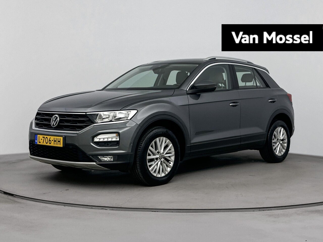 Volkswagen T-Roc - 1.5 TSI Style Business 150 PK | Leder | Navigatie | 16 Inch Velgen | Airco | Cruise contro - AutoWereld.nl