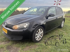 Volkswagen Golf - 1.4 Easyline AIRCO CRUISE CARPLAY