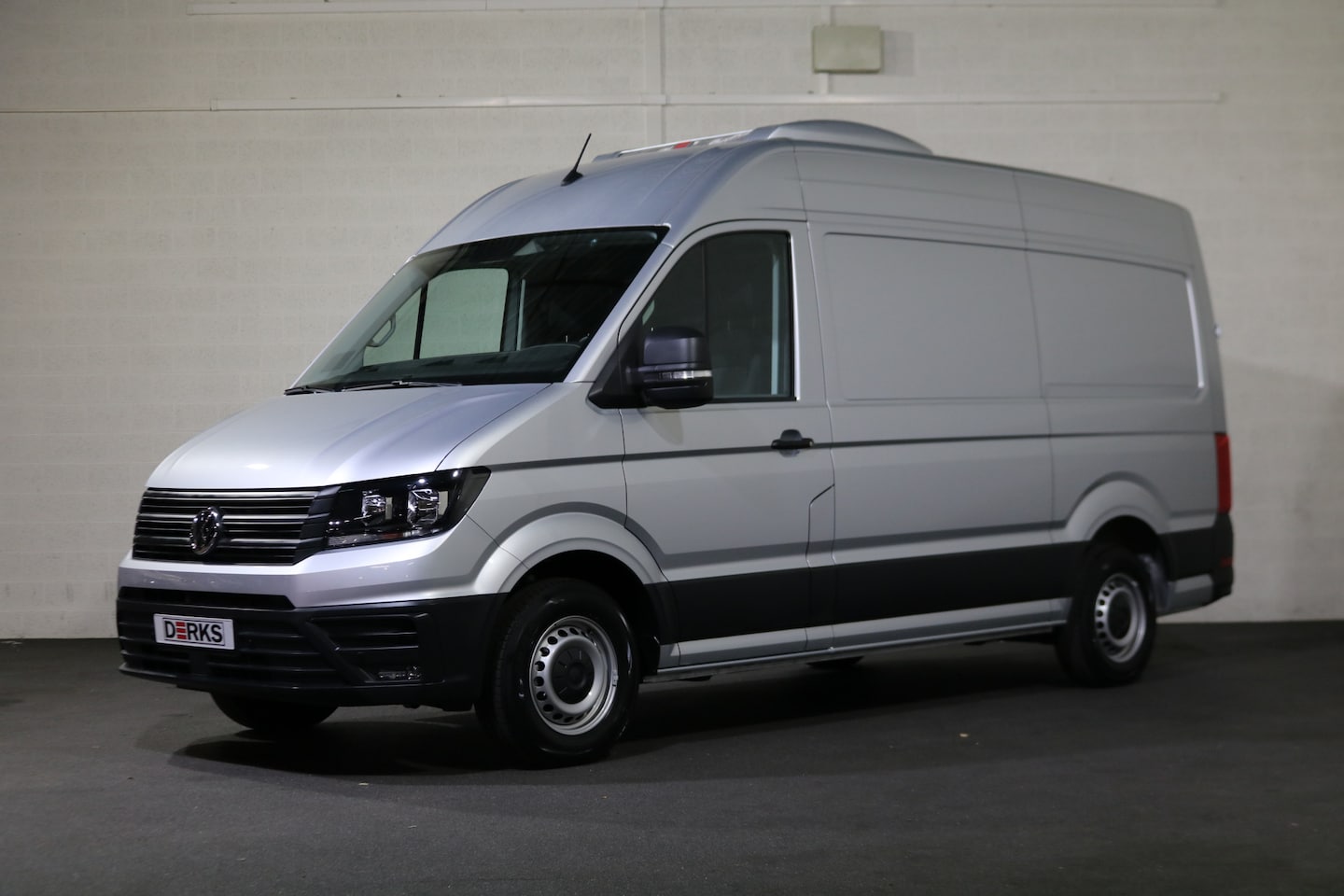 Volkswagen Crafter - 2.0 TDI 140pk L3 H3 Automaat Koelwagen Vrieswagen -20 Dag en Nacht - AutoWereld.nl